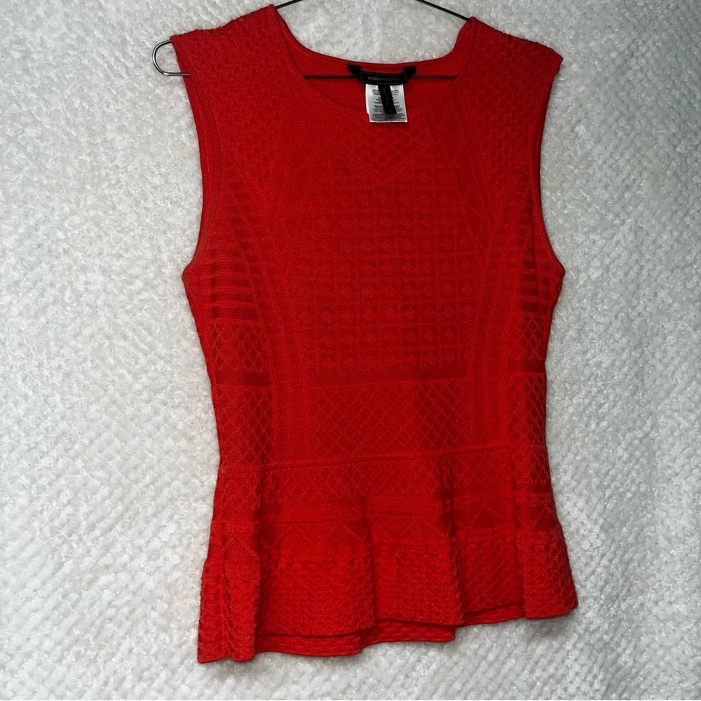 BCBGMAXAZRIA Alyona Pointe Peplum Top Coral Round Neck Cotton Silk MED - Picture 5 of 9